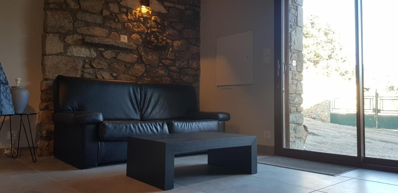 Grange De Caractere En Pierre Al Badiu Apartment La Llagonne Exterior foto